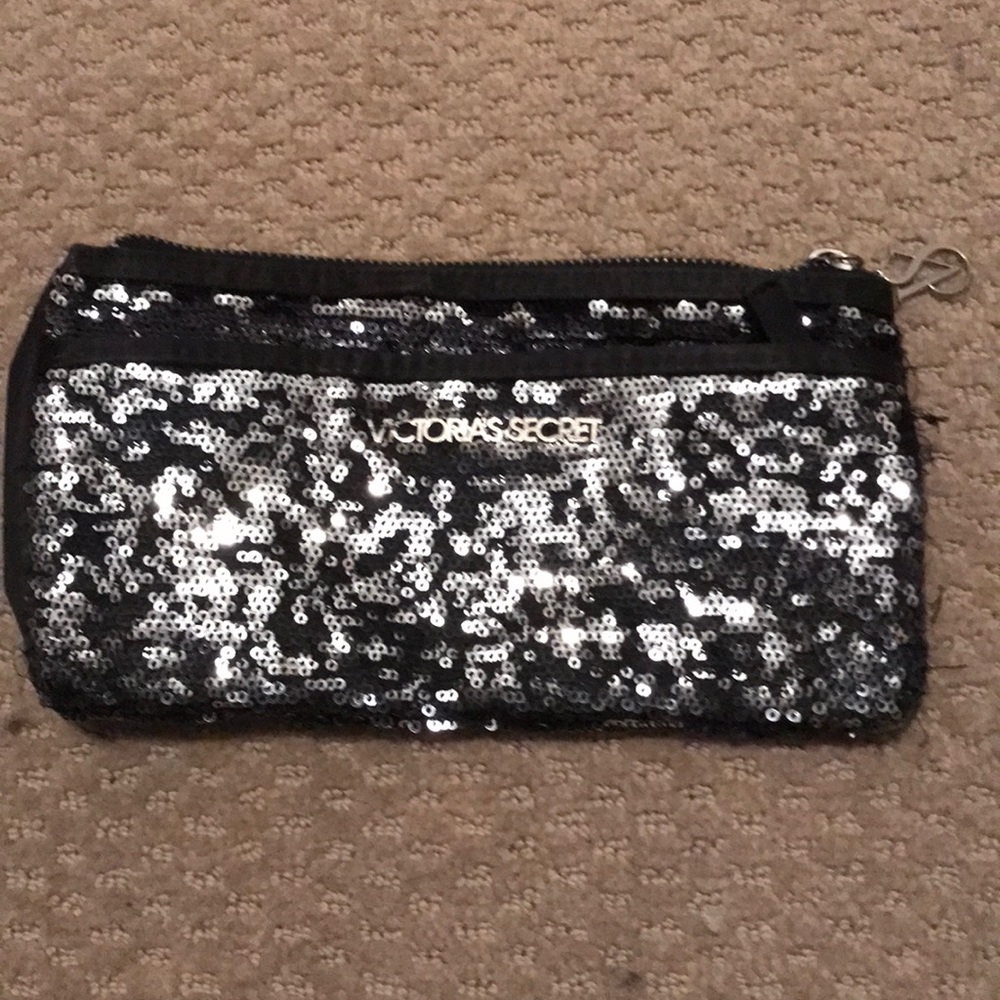 Makeup bag/Wallet